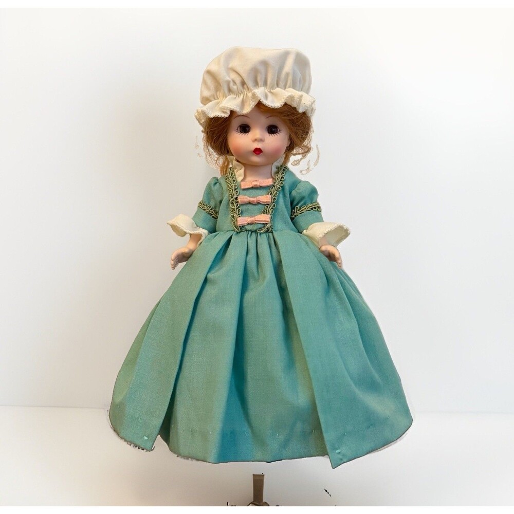 Madame Alexander 8” Doll The Fall Season 2004 Colonial Williamsburg #39175 READ